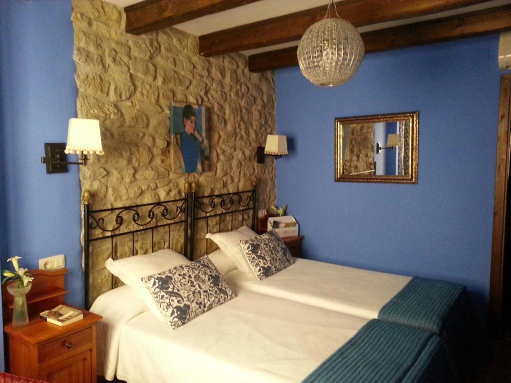 מלון Sos del Rey Católico Casa Del Infanzon חדר תמונה